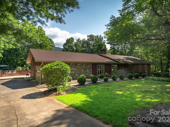 112 Richard Ln, Black Mountain, NC 28711