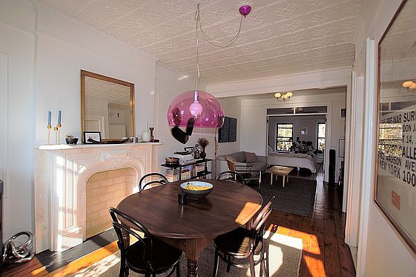 1st image of 408 De Graw St #3