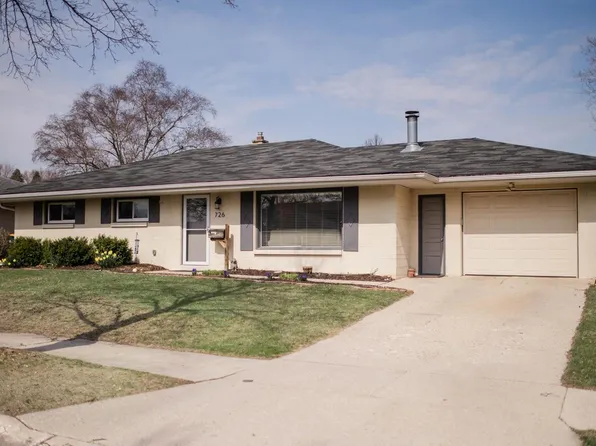 726 Sherman WAY, West Bend, WI 53090