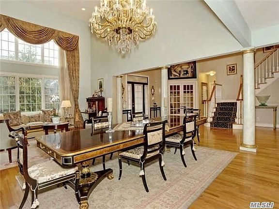 2nd image of 43 Kensington Cir