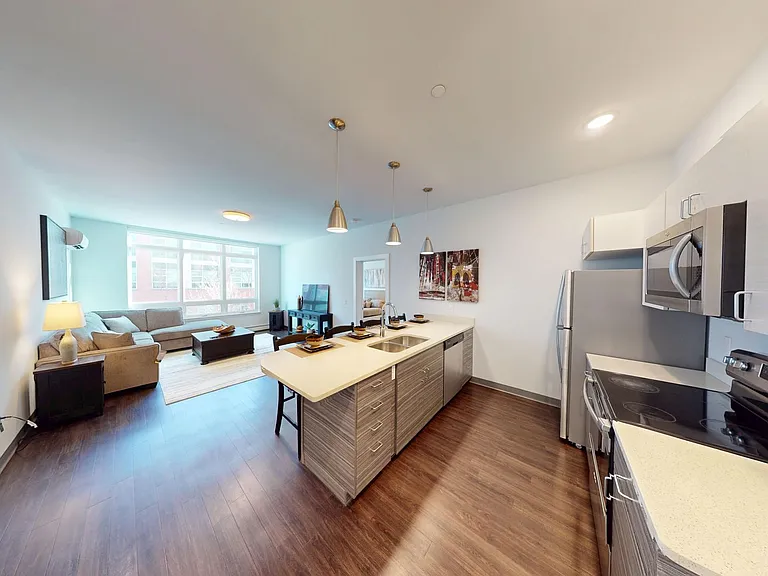 City Lights Modern, Luxury Living in Downtown Winooski — Photo 25
