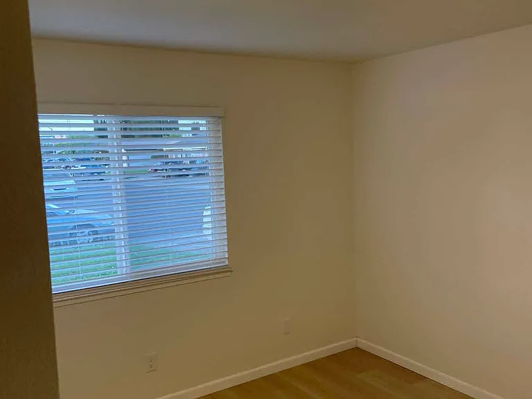 8329 Southfields Cir — Photo 7