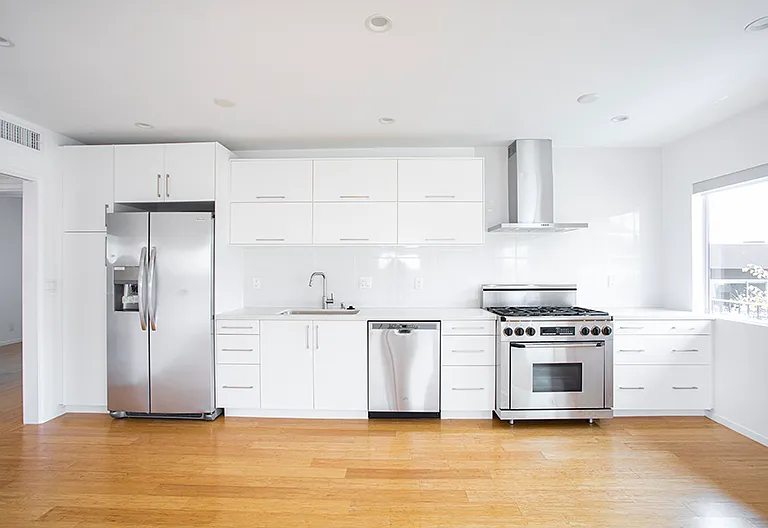 646 N La Fayette Park Pl #16 — Photo 2