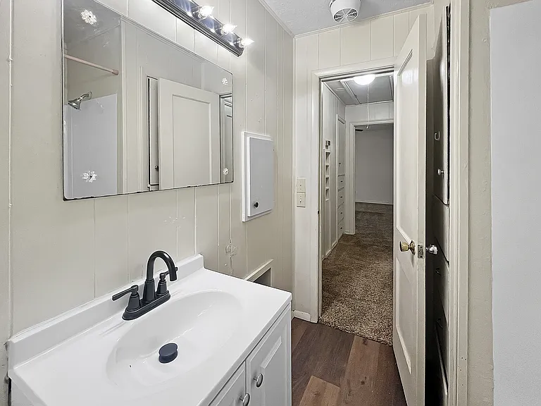 1907 NW Lindy Ave — Photo 5