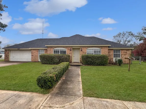 903 Greenbriar St, Deridder, LA 70634