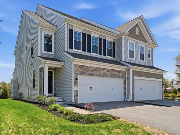 127 Cold Brook Dr #2, Sudbury, MA 01776