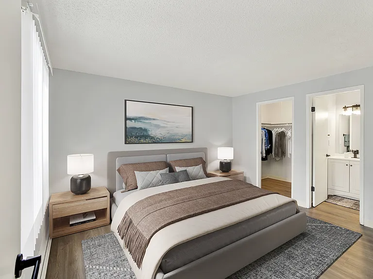 Capri Apartments — Photo 32