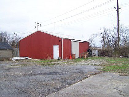 2nd image of 4016 Ralph Ave