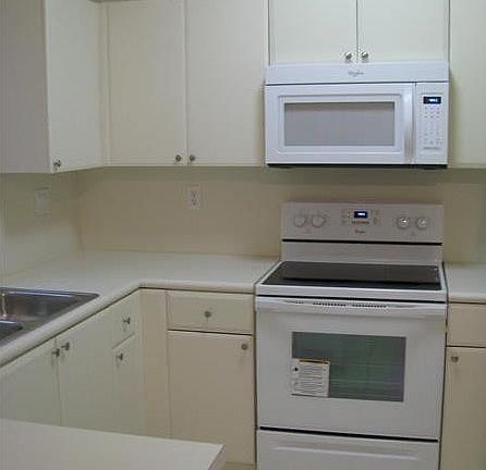2nd image of 1436 SE 24th Ct #361