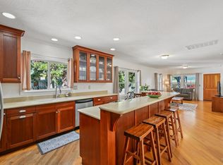 4165 Stony Point Rd, Santa Rosa, CA 95407