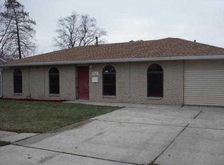 2933 Surfwood Dr, Gretna, LA 70056