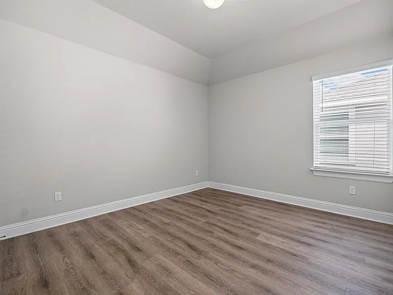 101 Stone Canyon Dr — Photo 26