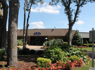 22 Birchwood Rd #6, Medford, NY 11763