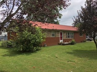 1634 N Liberty Hill Rd, Morristown, TN 37814