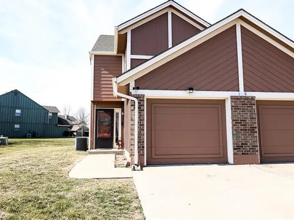 520 NE Knox St APT D, Blue Springs, MO 64014