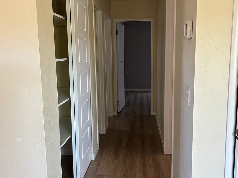 530 Hannon Ave — Photo 6