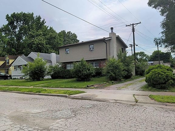 2nd image of 1604 Spring Ave