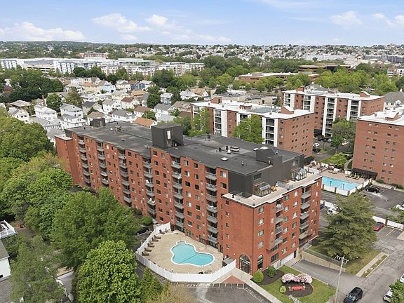 2nd image of 8 9th St APT 701