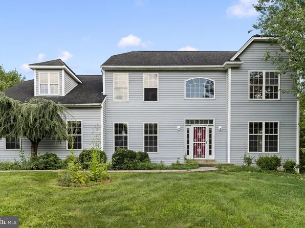 1239 Hamilton Dr, West Chester, PA 19380