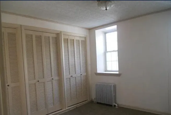 142 Garibaldi Ave — Photo 5
