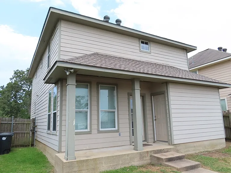 4107 McFarland Dr — Photo 6