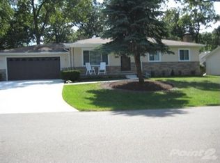 1235 Mallow St, Wolverine Lake, MI 48390