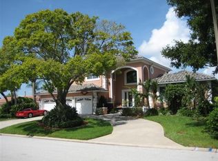 1941 Iowa Ave NE, Saint Petersburg, FL 33703