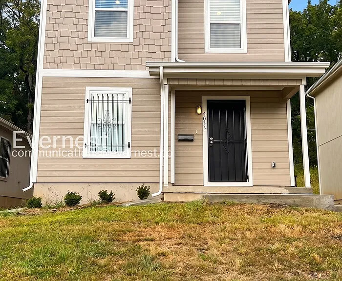 4033 Highland Ave — Photo 1
