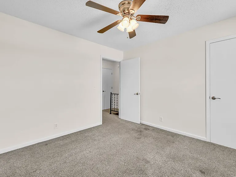 2451 W Wilson Rd — Photo 15