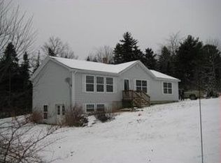 47 Newfoundland Dr, Cushing, ME 04563