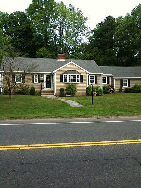 1st image of 690 Furnace Brook Pkwy