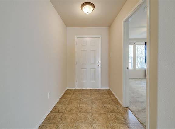 4th image of 9112 Noontide Dr