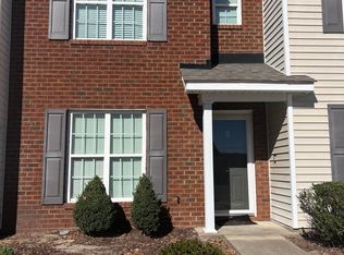 1320 Thomas Langston Rd APT 5, Winterville, NC 28590