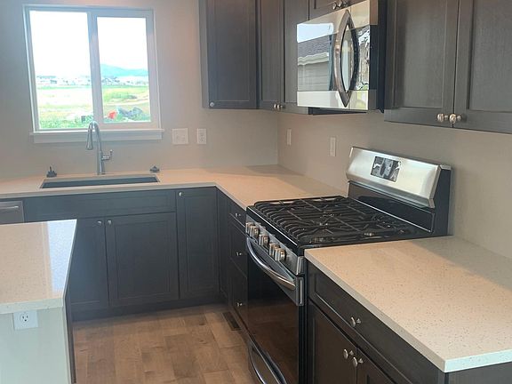 Kitchen without decor