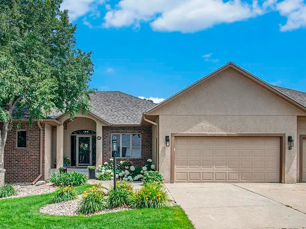 10 E Big Sky Pl, Sioux Falls, SD 57110