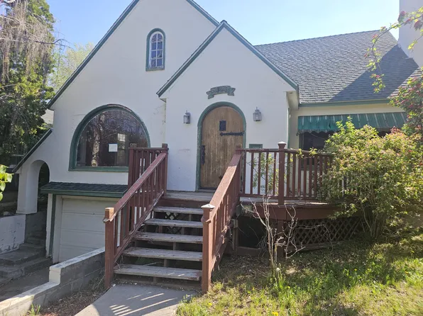 1321 Pacific Ter, Klamath Falls, OR 97601