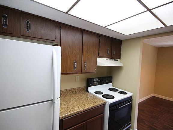 5th image of 1338 Black Forest Dr #10