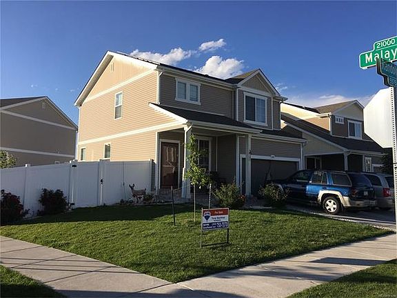 3rd image of 21001 E Randolph Pl