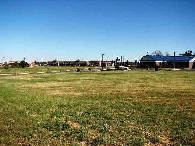 1st image of 4924 Village Square Dr