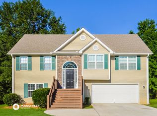 30 Oak Meadows Pl, Porterdale, GA 30016