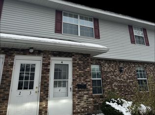 25 Pine Ln #B-4, Albany, NY 12203