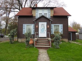 122 Centennial Ave, Almont, MI 48003