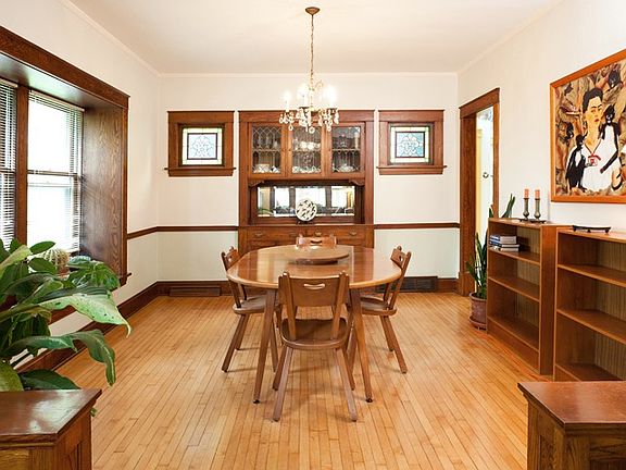 5th image of 4508 Chowen Ave S