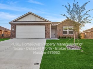 613 Jameson St, Springtown, TX 76082