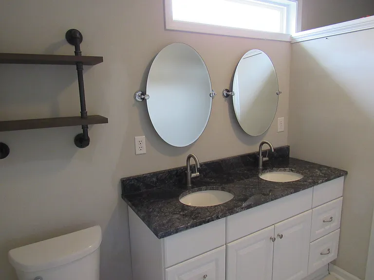 1511 Crowders Woods Dr — Photo 5
