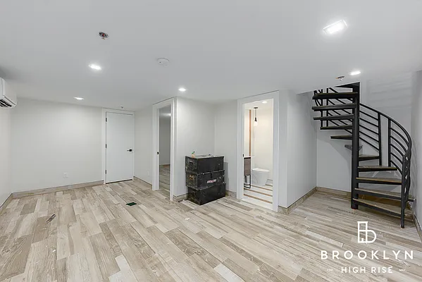 Rented by Brooklyn High Rise LLC | media 5