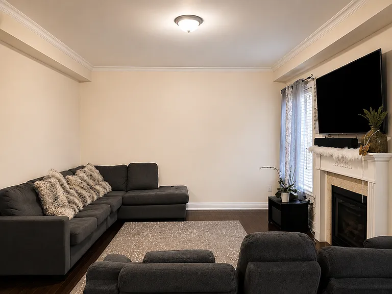 107 Castle Oaks Cross — Photo 5