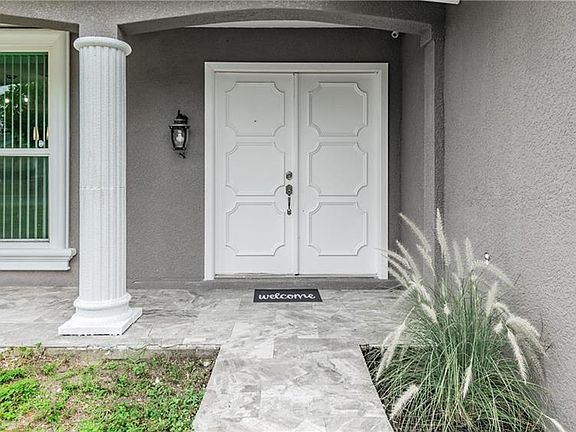 3rd image of 4313 Pinefield Ave