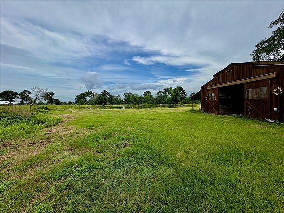 2nd image of 26618 Mitchell Rd