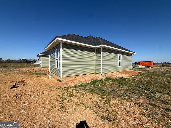 5th image of 1265 Mark Wood Rd